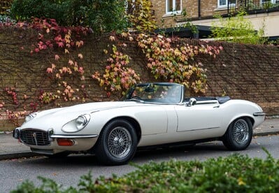 Jaguar E-Type Series III V12 Roadster