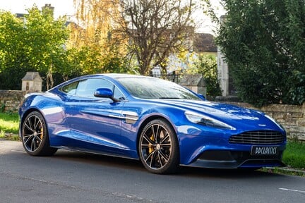 Aston Martin Vanquish V12 2