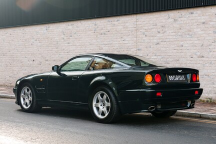 Aston Martin Vantage V550 4