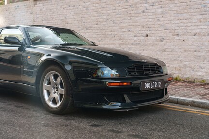 Aston Martin Vantage V550 9