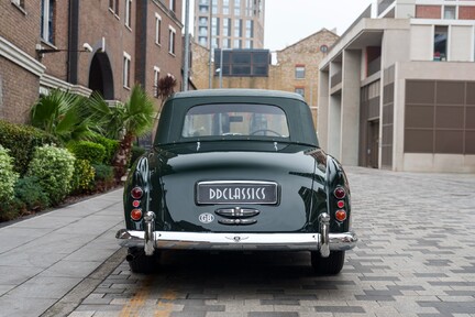 Bentley S1 Continental Drophead Coupé By Park Ward 10