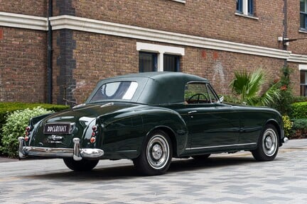 Bentley S1 Continental Drophead Coupé By Park Ward 9