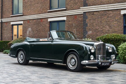 Bentley S1 Continental Drophead Coupé By Park Ward 2