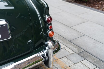 Bentley S1 Continental Drophead Coupé By Park Ward 32