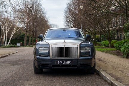 Rolls-Royce Phantom Series II 5