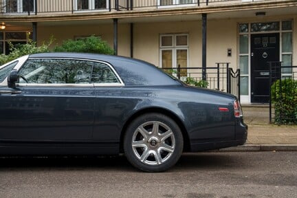 Rolls-Royce Phantom Series II 12