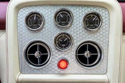 Jensen Interceptor V8 III 20