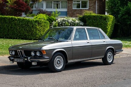 BMW E3 3.3L 1