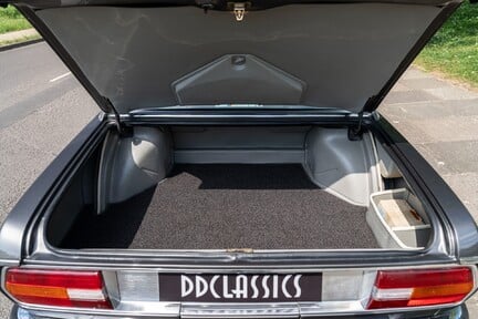 BMW E3 3.3L 28