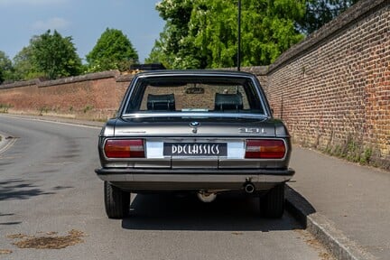 BMW E3 3.3L 6