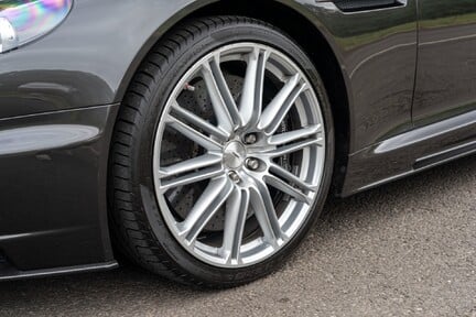 Aston Martin DBS V12 9