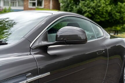 Aston Martin DBS V12 11
