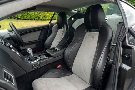 Aston Martin DBS V12 28