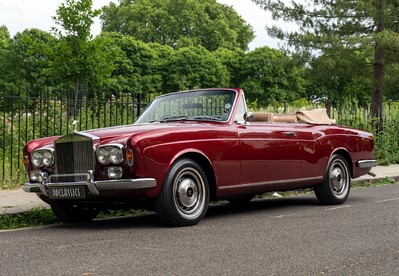 Rolls-Royce Corniche 