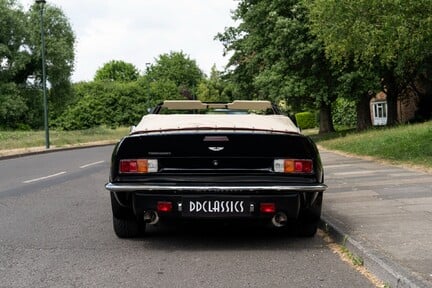 Aston Martin Vantage Volante 5