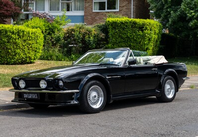 Aston Martin Vantage Volante