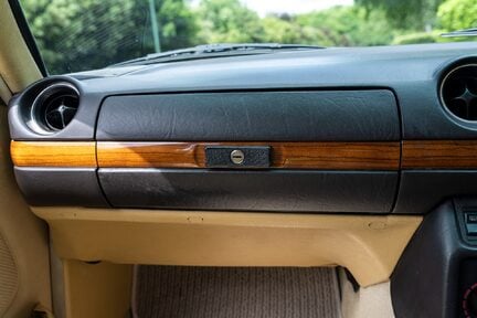 Mercedes-Benz E Class 280 E 19