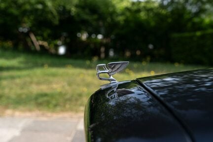 Bentley Azure T 11