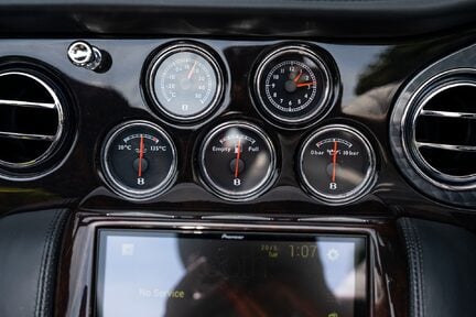 Bentley Azure T 20