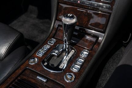 Bentley Azure T 23