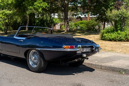 Jaguar E-Type 3.8 Roadster 11