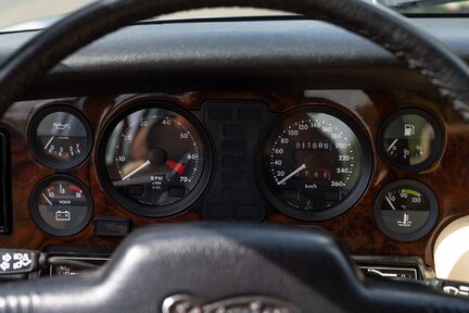 Daimler Double Six 17