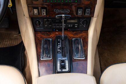 Daimler Double Six 19