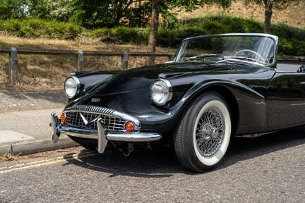 Daimler SP250 9