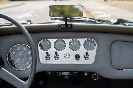 Daimler SP250 17
