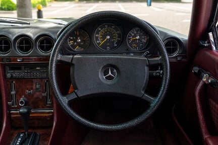 Mercedes-Benz SL Series 380 SL 15