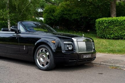 Rolls-Royce Phantom Drophead Coupé 12