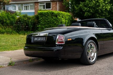 Rolls-Royce Phantom Drophead Coupé 17