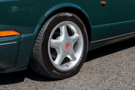Bentley Continental R 9
