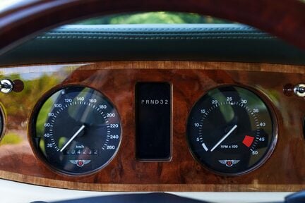 Bentley Continental R 13