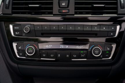 BMW 4 Series 420I M SPORT 19