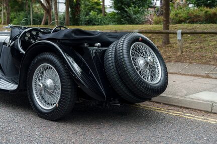 Jaguar SS100 14