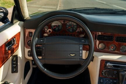 Aston Martin Virage 16