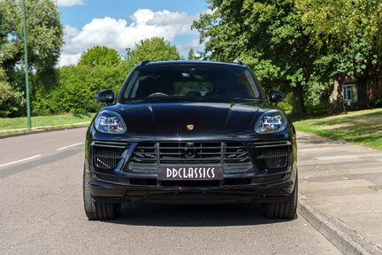Porsche Macan Turbo PDK 5