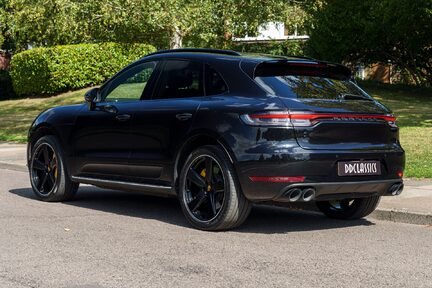 Porsche Macan Turbo PDK 4