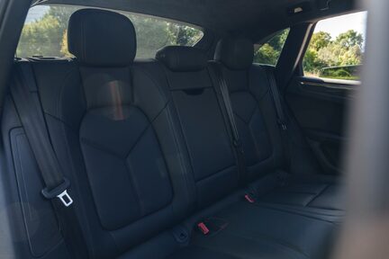 Porsche Macan Turbo PDK 26