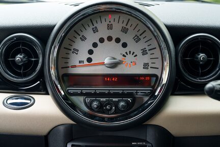 Mini Cooper Coupe 18