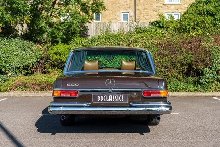 Mercedes-Benz 600 Grosser 6