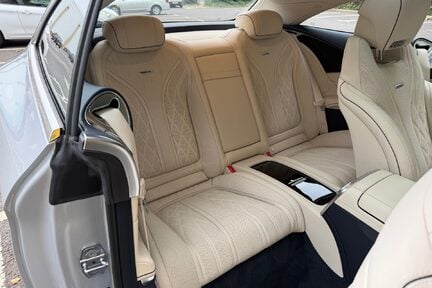 Mercedes-Benz S63 Bi-Turbo Coupe 23