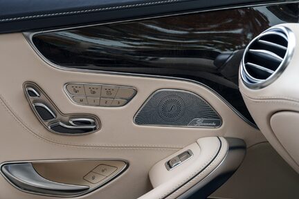 Mercedes-Benz S63 Bi-Turbo Coupe 27