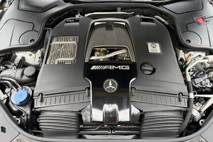 Mercedes-Benz S63 Bi-Turbo Coupe 31
