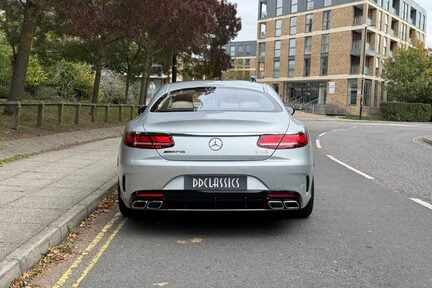 Mercedes-Benz S63 Bi-Turbo Coupe 8