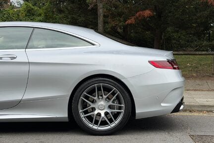 Mercedes-Benz S63 Bi-Turbo Coupe 12