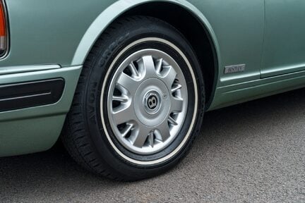 Bentley Brooklands Saloon 9