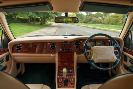 Bentley Brooklands Saloon 14