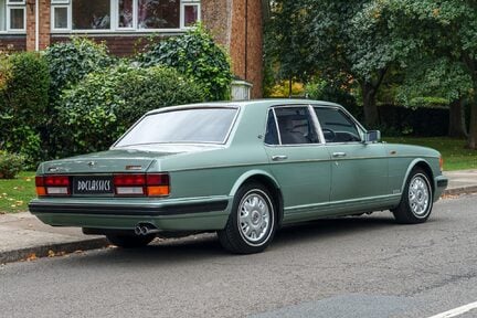 Bentley Brooklands Saloon 3